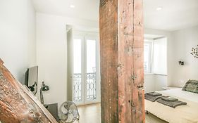 Bairro House Lisbon Charming Suites